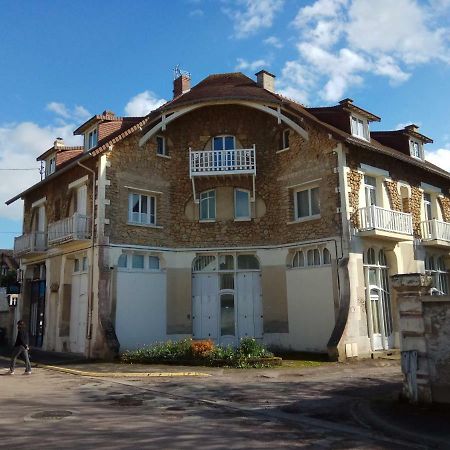 La Sapiniere Villa Hermanville-sur-Mer Exteriör bild
