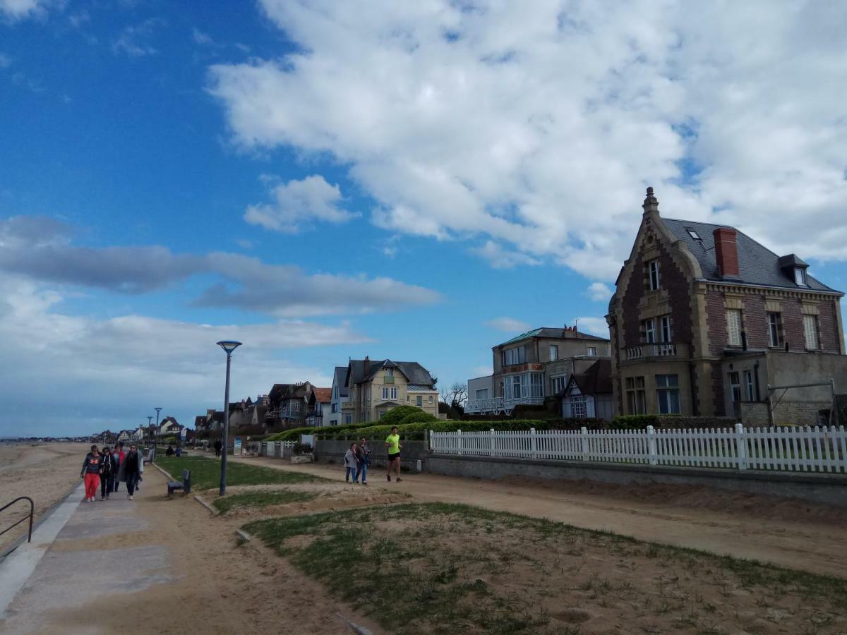 La Sapiniere Villa Hermanville-sur-Mer Exteriör bild