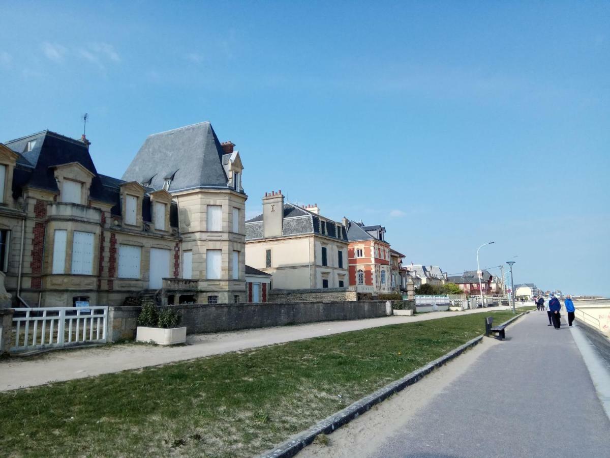 La Sapiniere Villa Hermanville-sur-Mer Exteriör bild